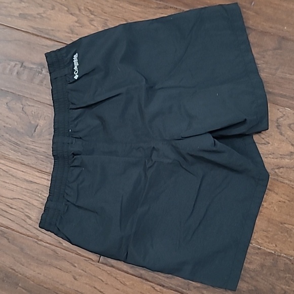 Columbia Black Omni Shade Swim Trunks size XL (18/20) - Picture 2 of 7